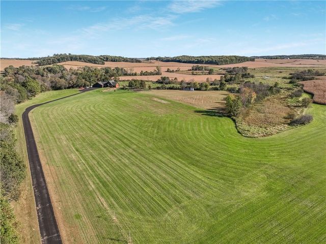 S10655 County Road D, Eau Claire, WI 54701