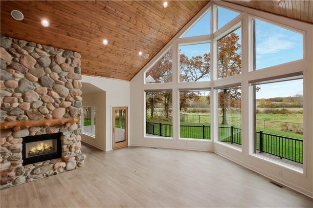 S10655 County Road D, Eau Claire, WI 54701