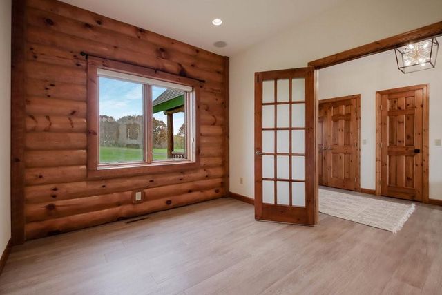 S10655 County Road D, Eau Claire, WI 54701