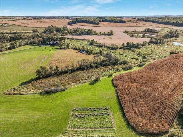 S10655 County Road D, Eau Claire, WI 54701