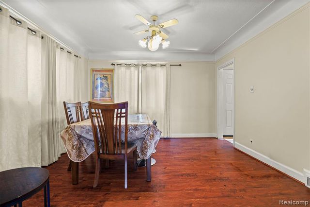 5910 Kendal Street, Dearborn, MI 48126