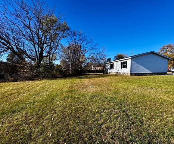 418 2nd Street NW, Cass Lake, MN 56633