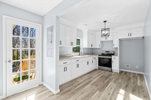 408 Regal Drive, Tunnel Hill, GA 30755