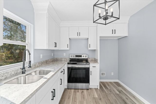 408 Regal Drive, Tunnel Hill, GA 30755