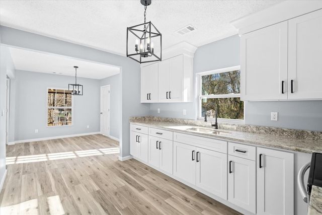 408 Regal Drive, Tunnel Hill, GA 30755