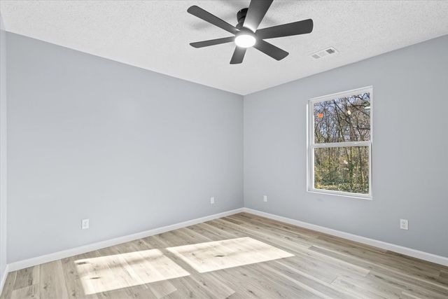 408 Regal Drive, Tunnel Hill, GA 30755