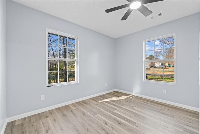 408 Regal Drive, Tunnel Hill, GA 30755