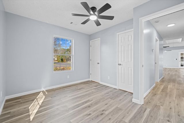 408 Regal Drive, Tunnel Hill, GA 30755