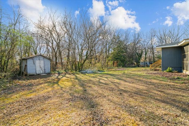 408 Regal Drive, Tunnel Hill, GA 30755