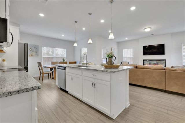 803 Dundee Way, Cartersville, GA 30121