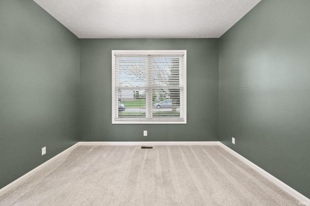 1709 Stonegate Circle, Lafayette, IN 47909