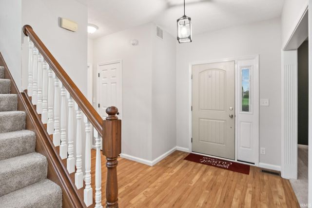 1709 Stonegate Circle, Lafayette, IN 47909