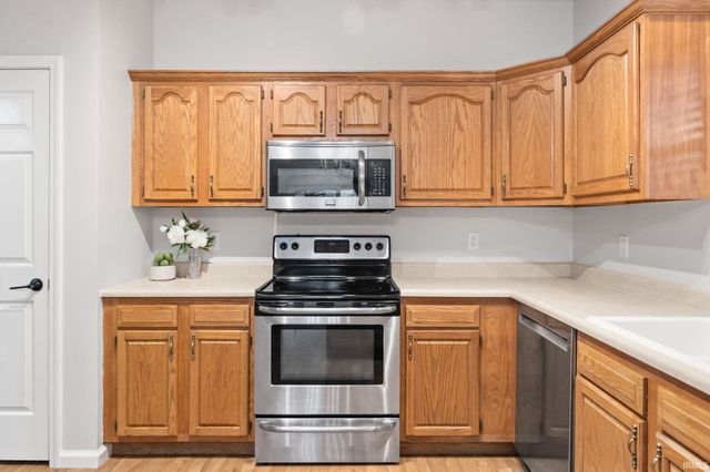1709 Stonegate Circle, Lafayette, IN 47909