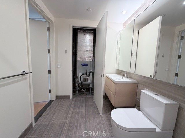 877 Francisco, Los Angeles, CA 90017