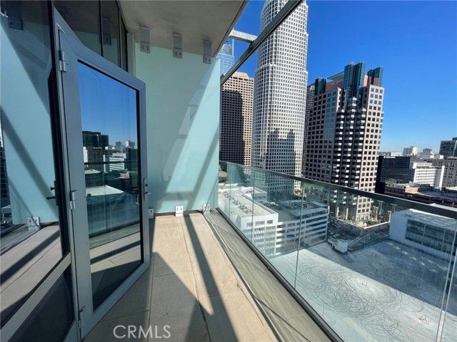 877 Francisco, Los Angeles, CA 90017