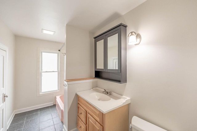 540 Hayes AVENUE, Racine, WI 53405