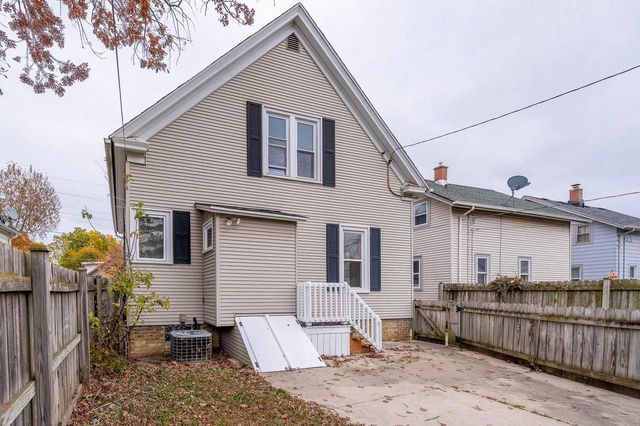 540 Hayes AVENUE, Racine, WI 53405