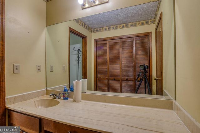 4477 Grier Drive, Snellville, GA 30039