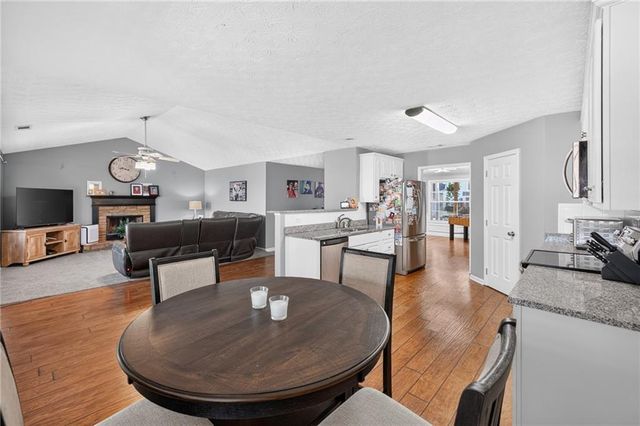10 Lake Valley Drive, Loganville, GA 30052