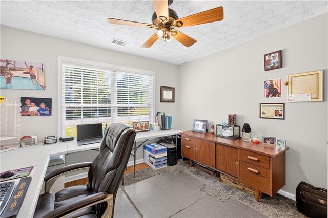 10 Lake Valley Drive, Loganville, GA 30052