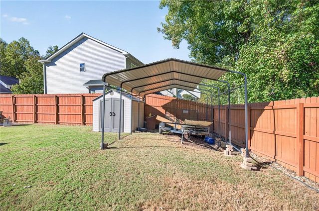 10 Lake Valley Drive, Loganville, GA 30052