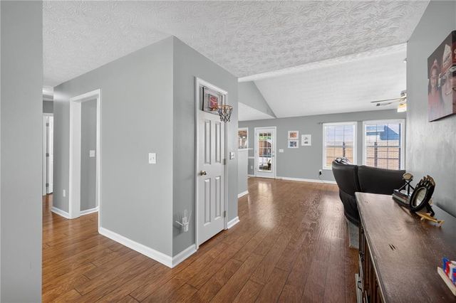 10 Lake Valley Drive, Loganville, GA 30052