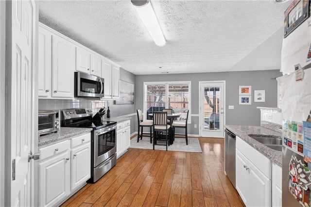 10 Lake Valley Drive, Loganville, GA 30052