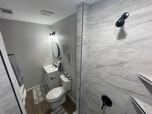 6011 E Grand Avenue, Dallas, TX 75223