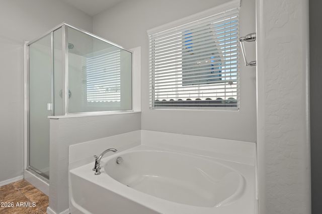 10802 W SADDLEHORN Road, Peoria, AZ 85383