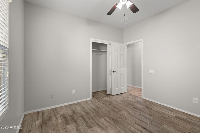 10802 W SADDLEHORN Road, Peoria, AZ 85383