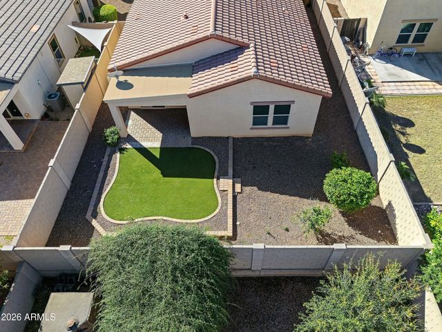 10802 W SADDLEHORN Road, Peoria, AZ 85383