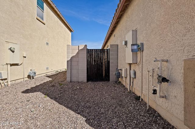 10802 W SADDLEHORN Road, Peoria, AZ 85383