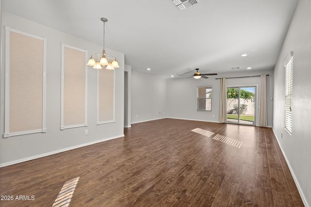 10802 W SADDLEHORN Road, Peoria, AZ 85383