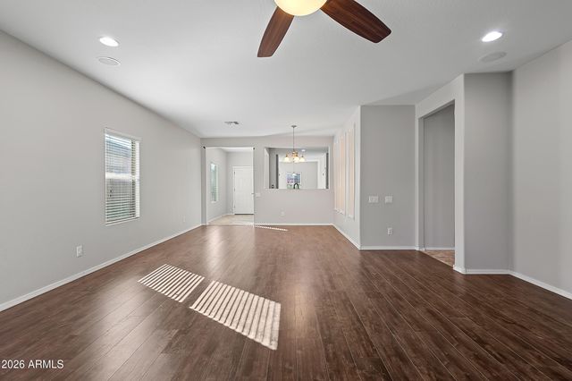 10802 W SADDLEHORN Road, Peoria, AZ 85383