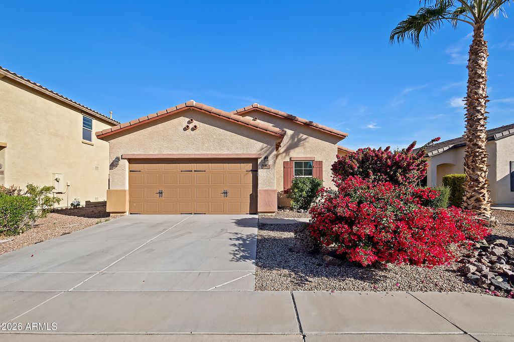10802 W SADDLEHORN Road, Peoria, AZ 85383