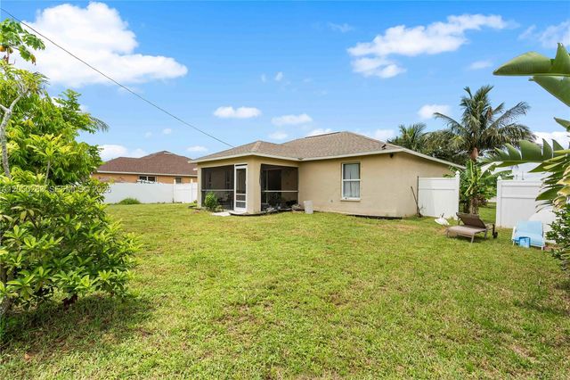1728 NE 22nd Terrace, Cape Coral, FL 33909