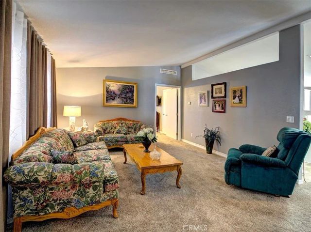 5200 Entrar 109, Palmdale, CA 93551