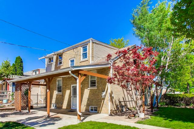 5100 N Mobile Avenue, Chicago, IL 60630