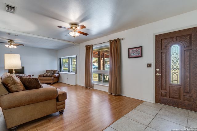 7616 Old Spanish Tr, Live Oak, TX 78233