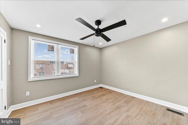 610 E ANNSBURY ST, Philadelphia, PA 19120