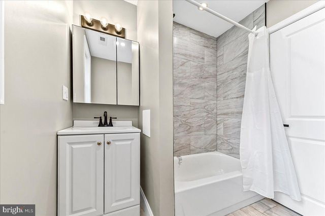 610 E ANNSBURY ST, Philadelphia, PA 19120