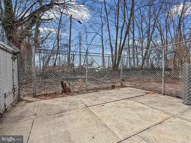 610 E ANNSBURY ST, Philadelphia, PA 19120