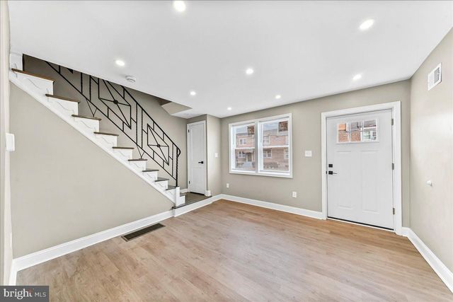 610 E ANNSBURY ST, Philadelphia, PA 19120