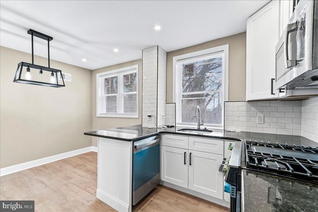 610 E ANNSBURY ST, Philadelphia, PA 19120