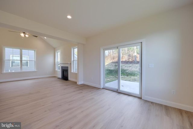 115 ELI DR, York, PA 17404