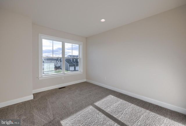 115 ELI DR, York, PA 17404