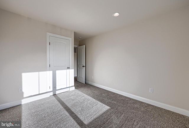 115 ELI DR, York, PA 17404