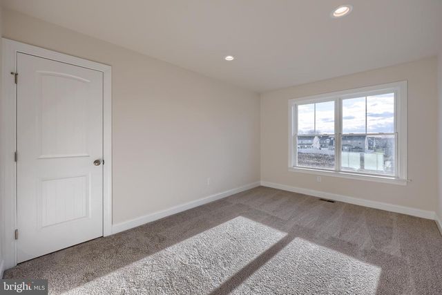 115 ELI DR, York, PA 17404