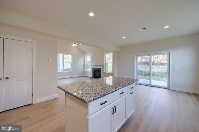 115 ELI DR, York, PA 17404