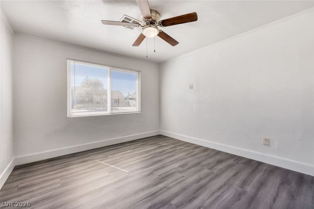 1325 East Oakey Boulevard, Las Vegas, NV 89104